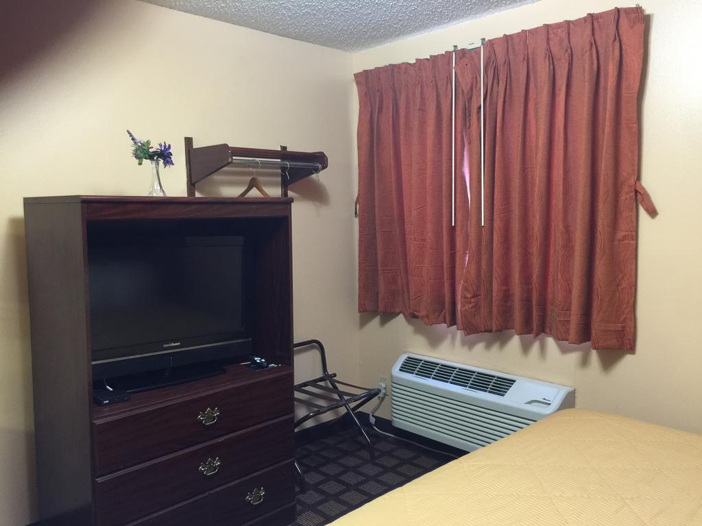 Holiday Lodge Питсбърг Екстериор снимка
